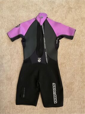 💜Sea‑Doo Shorty Wetsuit Women 11/12 4‑Way Flex Zip Pocket Purple Black Neoprene